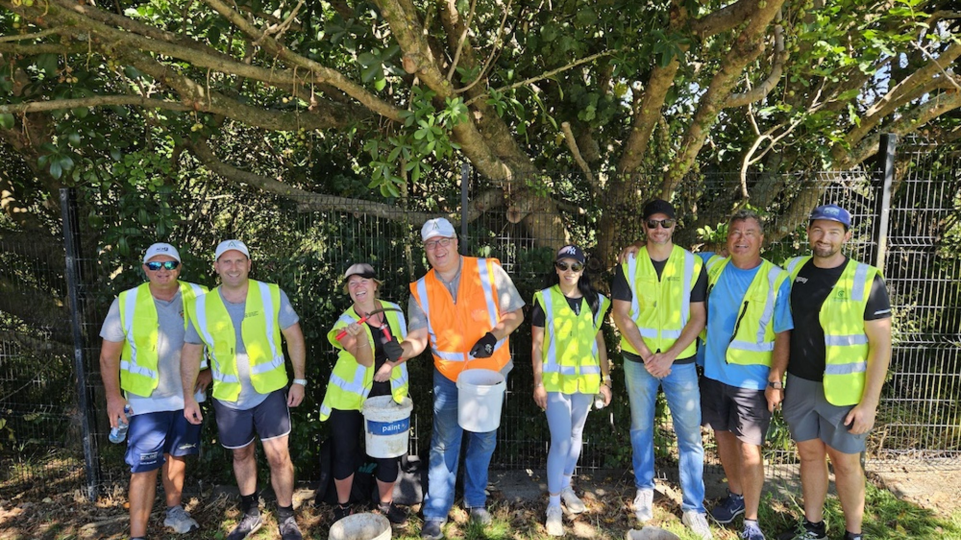 Volunteer photo 3 web