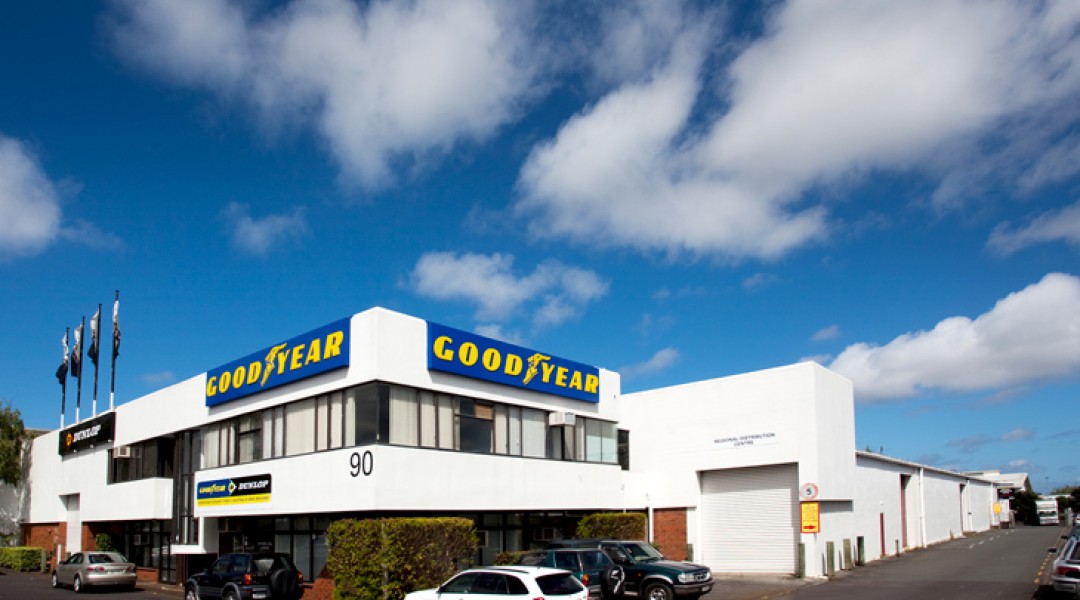 1 042 90 104 springs rd 0624